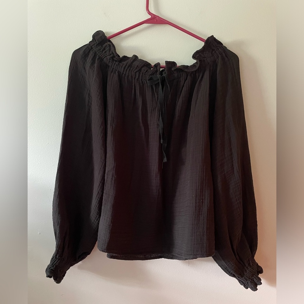 EUC - Zara peasant blouse